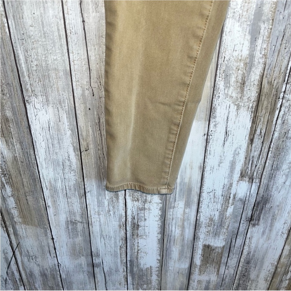 American Eagle Khaki 360 Next Level Stretch High Rise Jegging - Picture 2 of 8